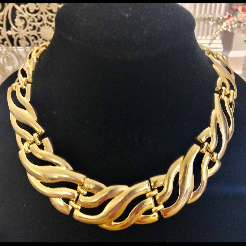 💛💛💛 Beautiful Choker Necklace - Picture 2 of 7